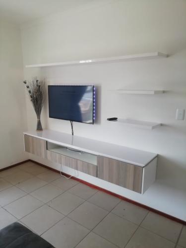 tvstand-11